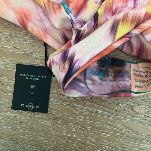 Skatie Eze Print Bikini Top - Picture 4 of 6